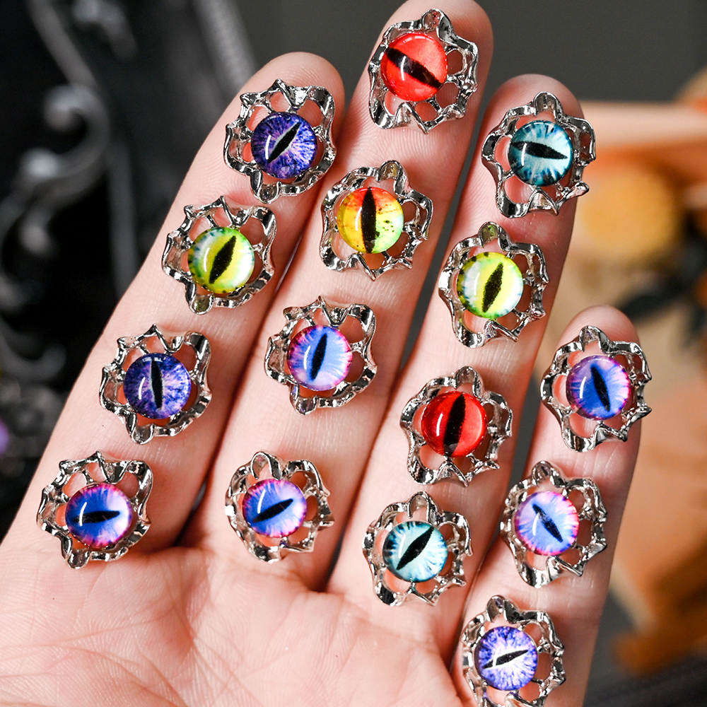 Aolly Y2K Devil Eye Nail Charm - đánh giá và giá Nail Art Vampire